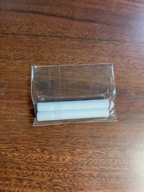 Photo of the replacement water-conducting cotton sticks.